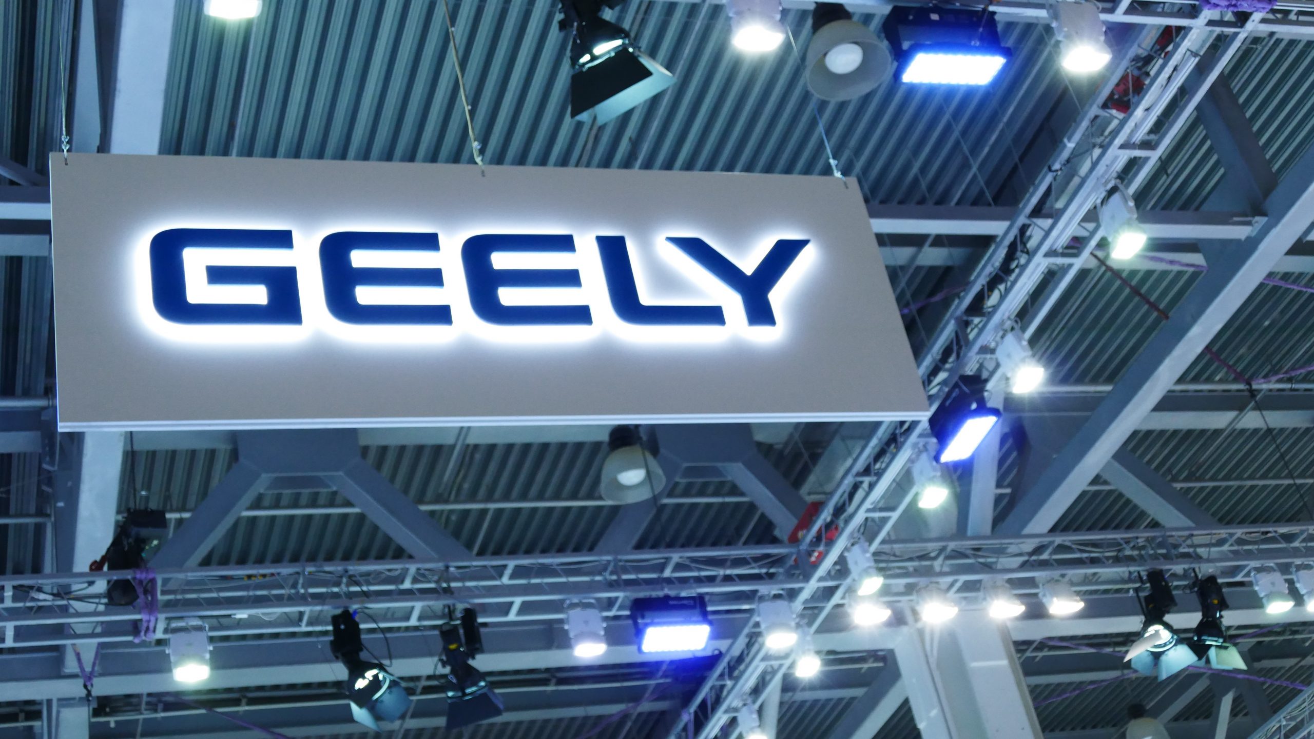 Geely pushes ahead with expansion plans for sales and dealer network