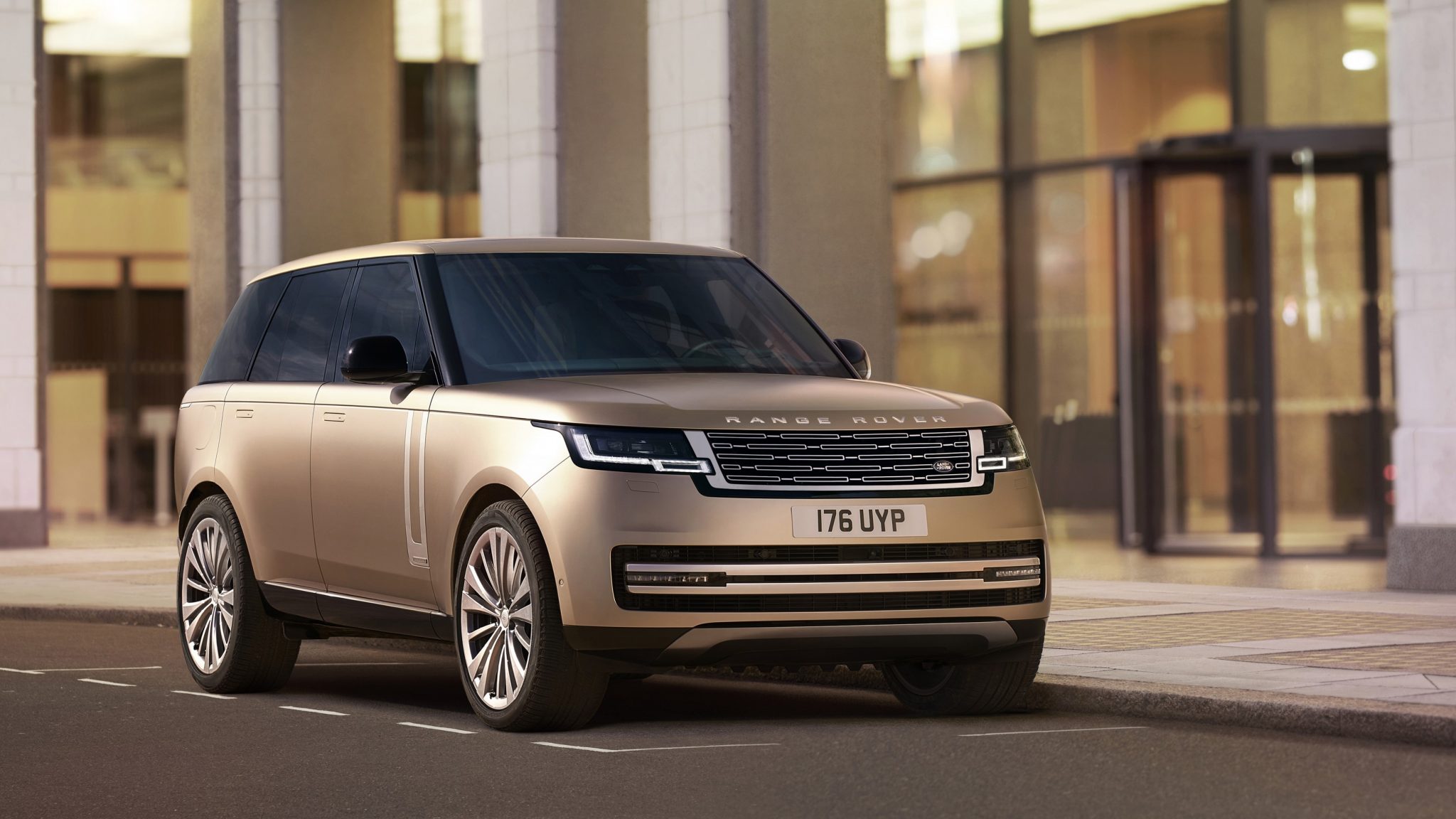 New Range Rover at dealerships priced from £94,400