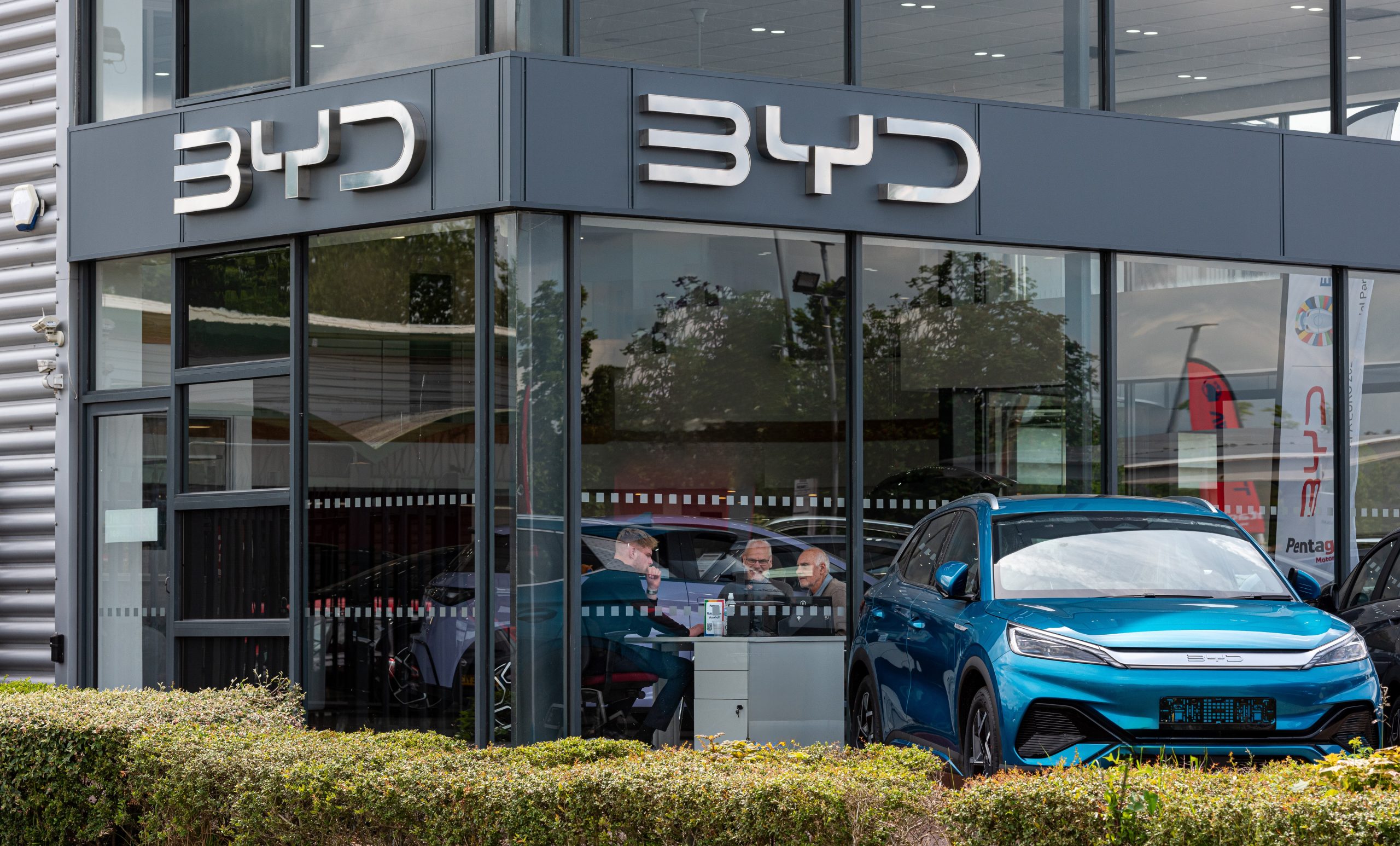 July new car sales Winners and losers