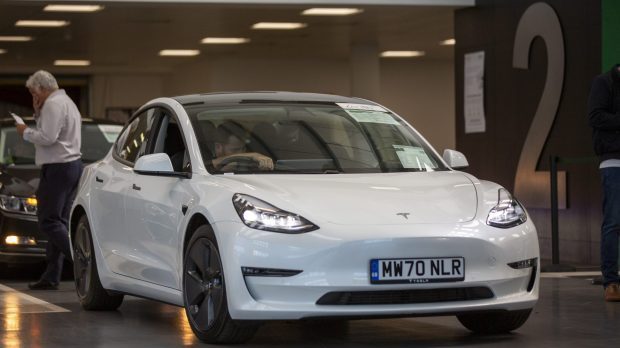 Independent car dealer Solo Cars zooms in on Tesla price falls