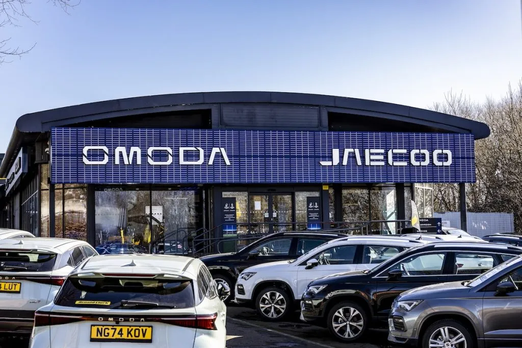 Chinese EV & Auto Accessories Boom in UK Market | Cross-Border Seller Opportunity 2025