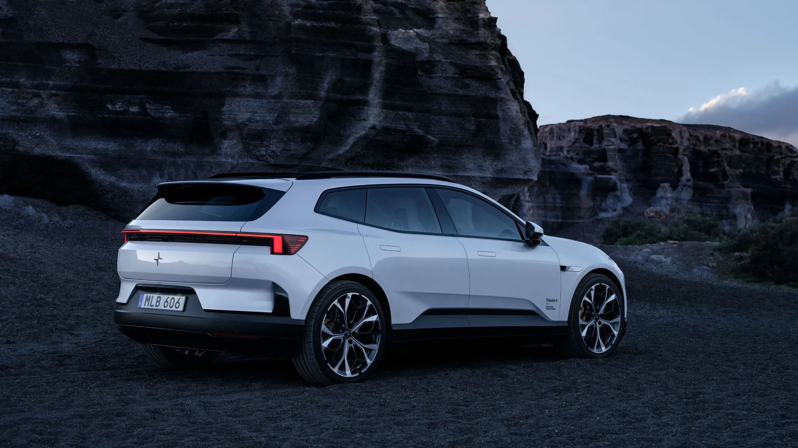 Polestar launches Polestar 4 SUV