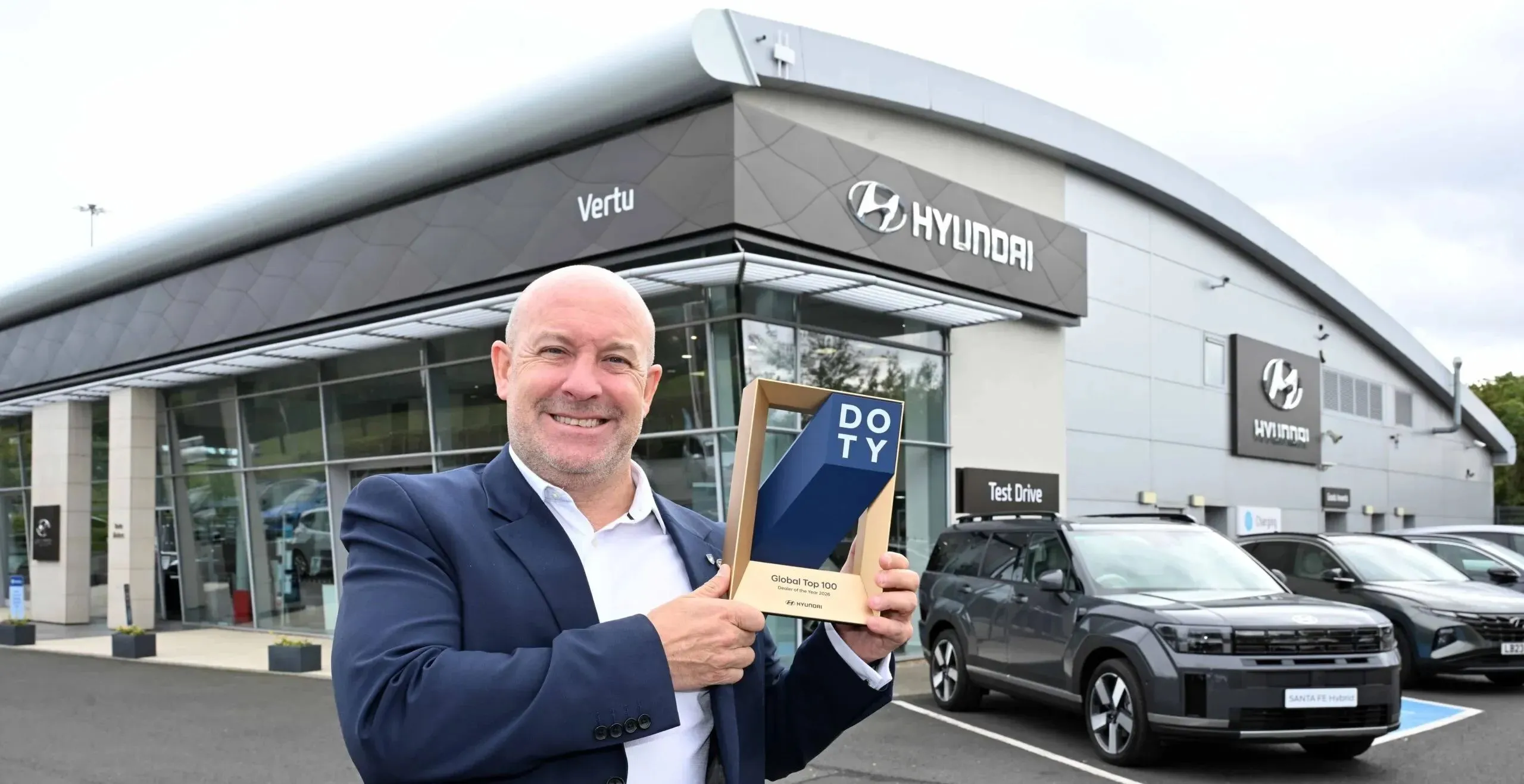 Vertu Silverlink wins top global Hyundai dealer award