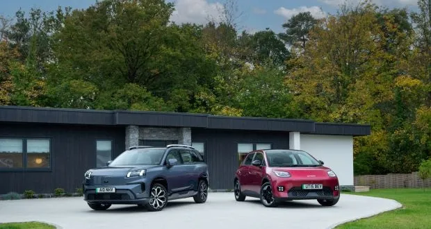 Aion unveils UT Cross and GS7 at Paris Motor Show