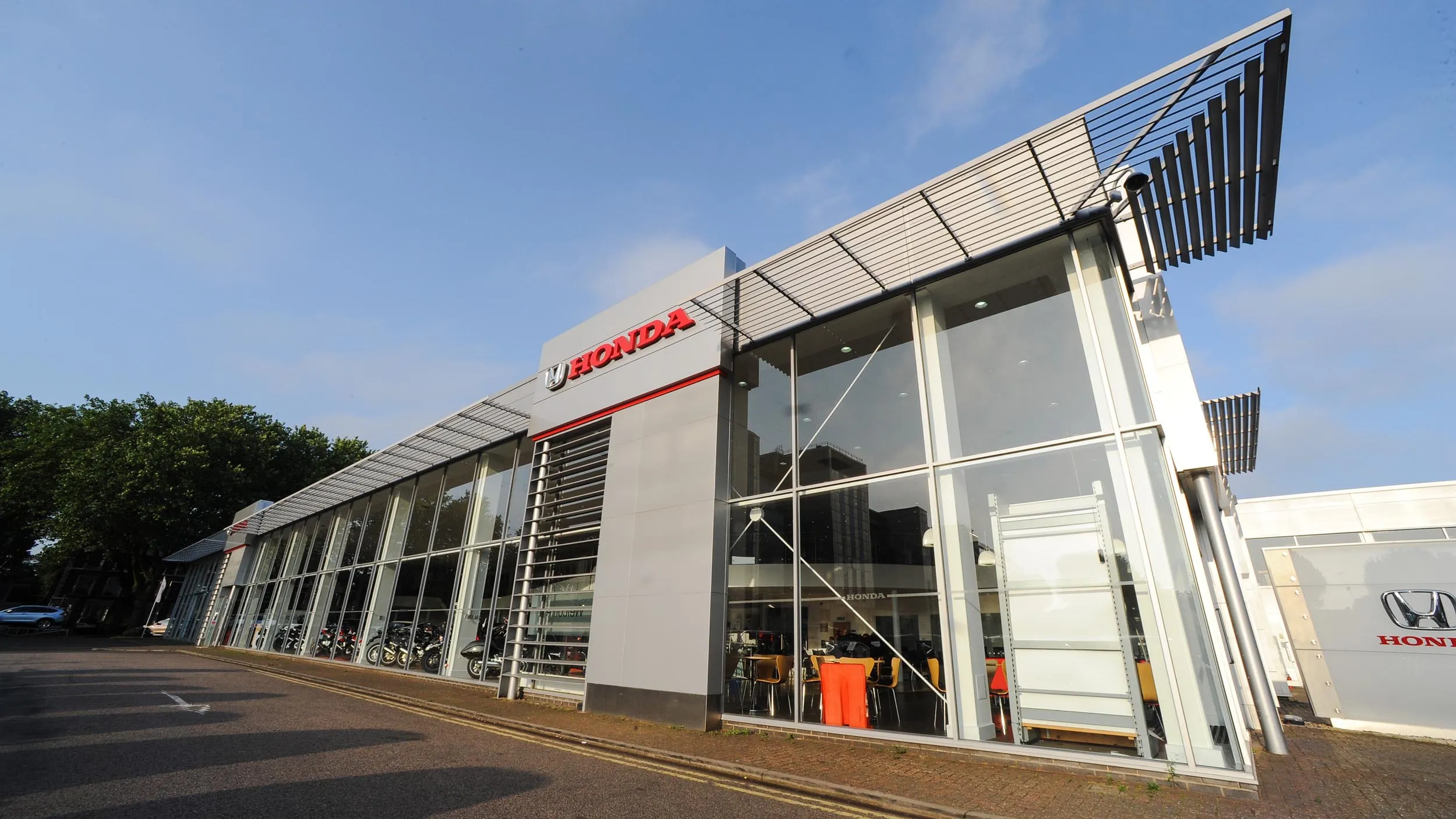 Grainger Motor buys Chiswick Honda from Marubeni