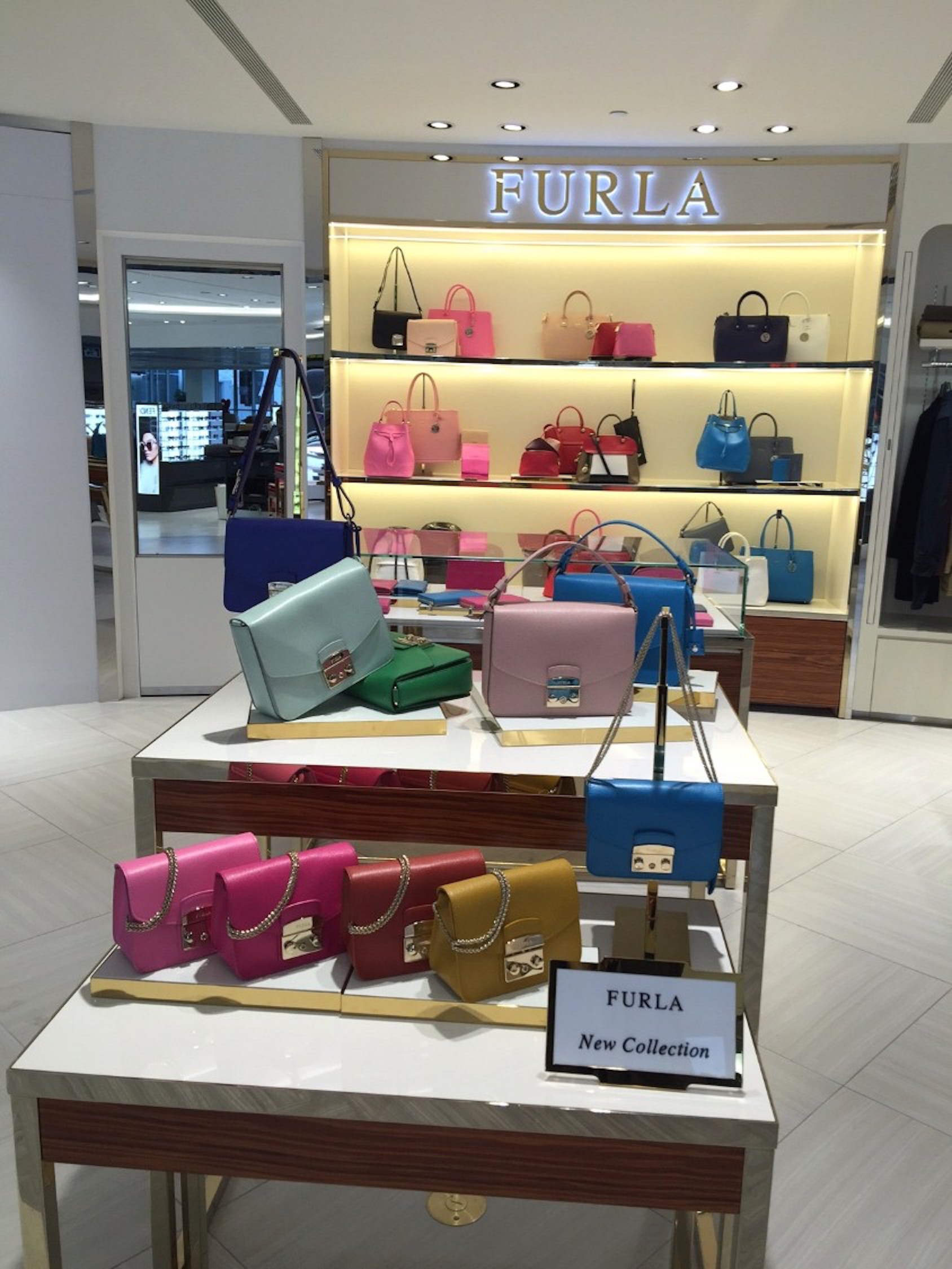 Furla сумки аутлет белая дача. фурла бутик. сумка furla серийный номер 22923. Furla сумки аутлет белая дача. Furla аутлет внуково.