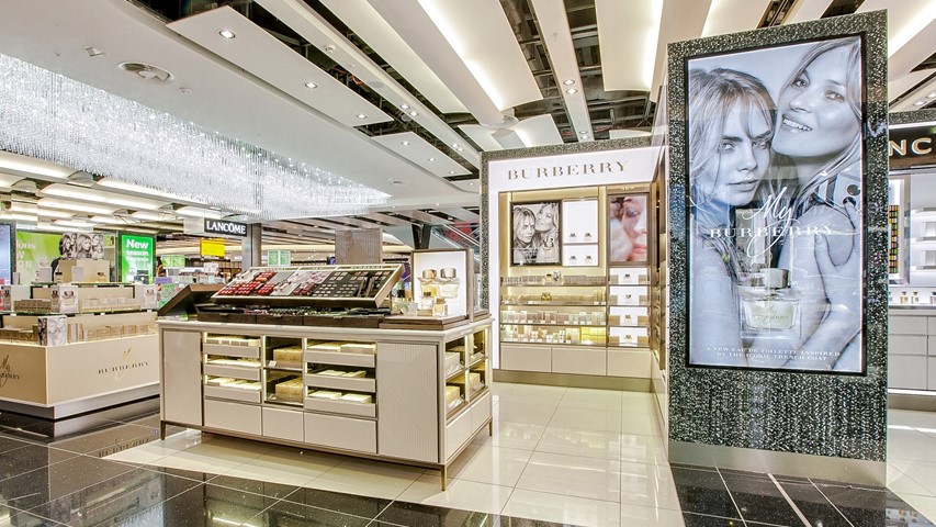 heathrow burberry
