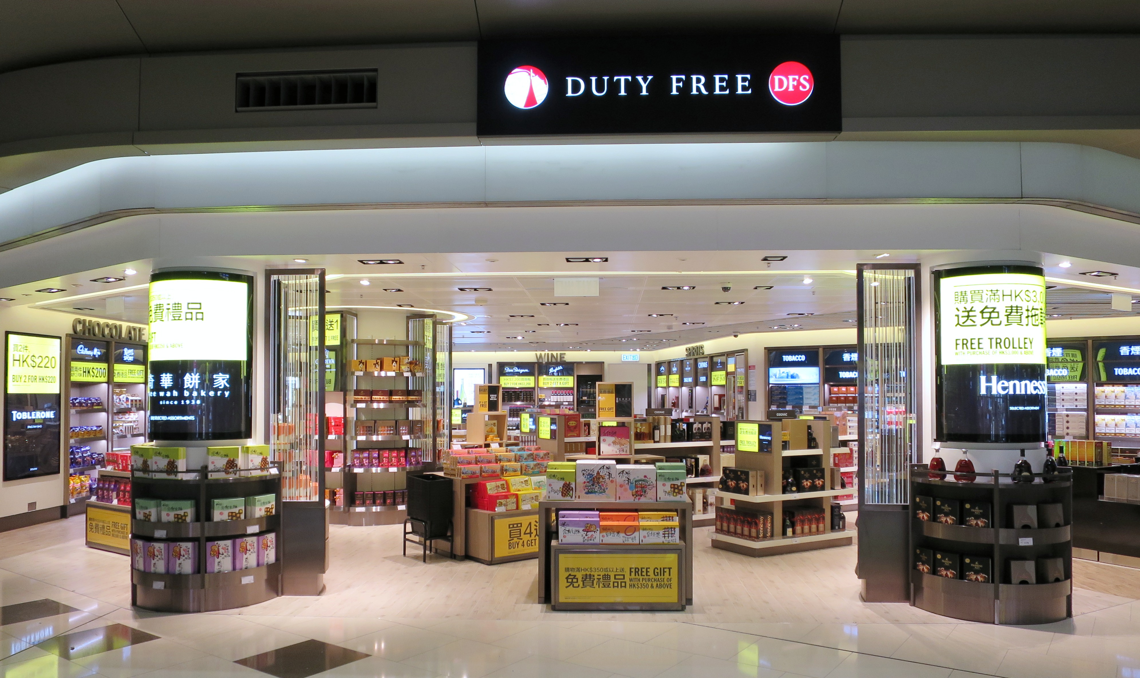 DFS unveils new Hong Kong midfield concourse stores