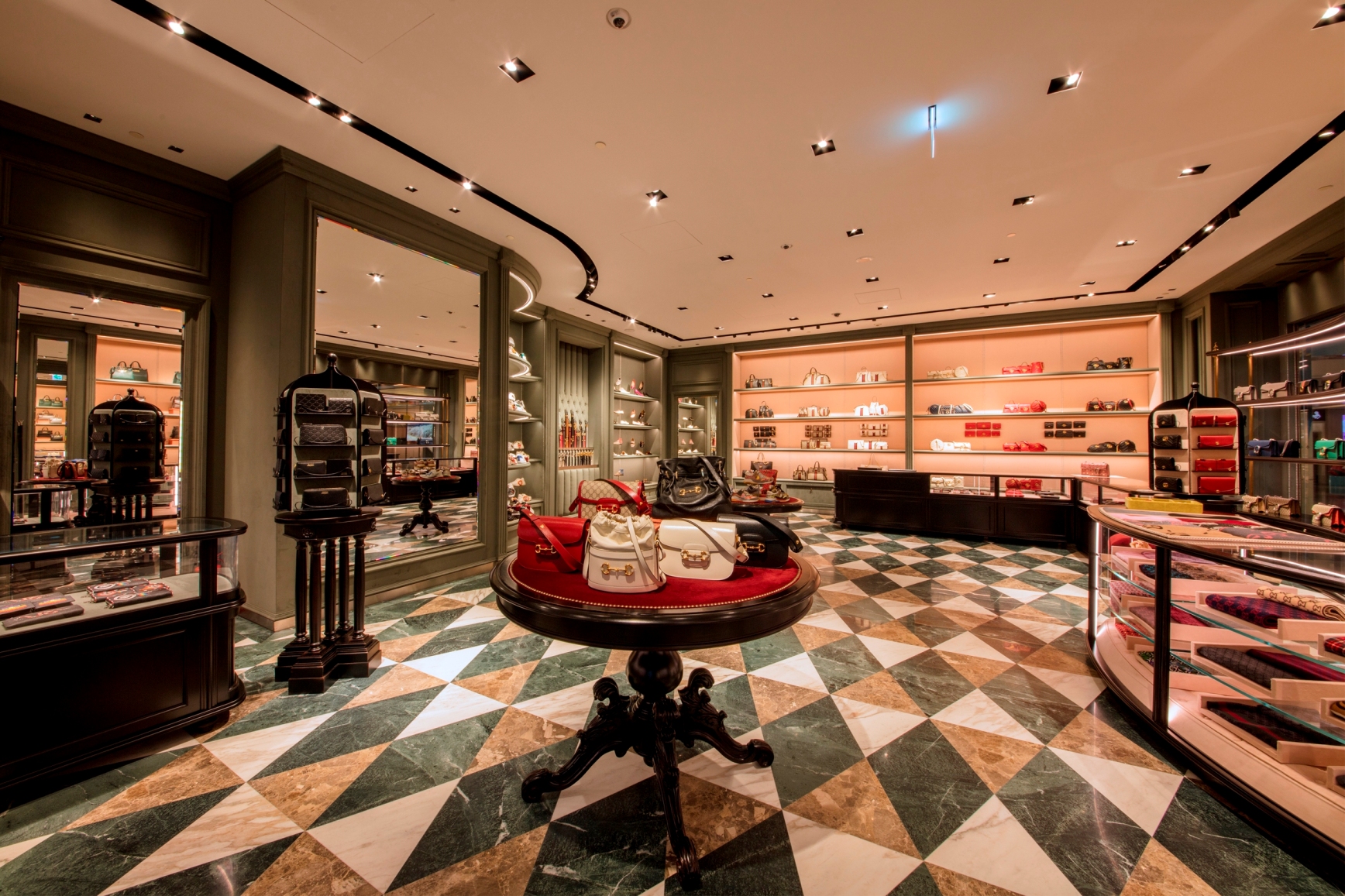 luxury fashion boutique