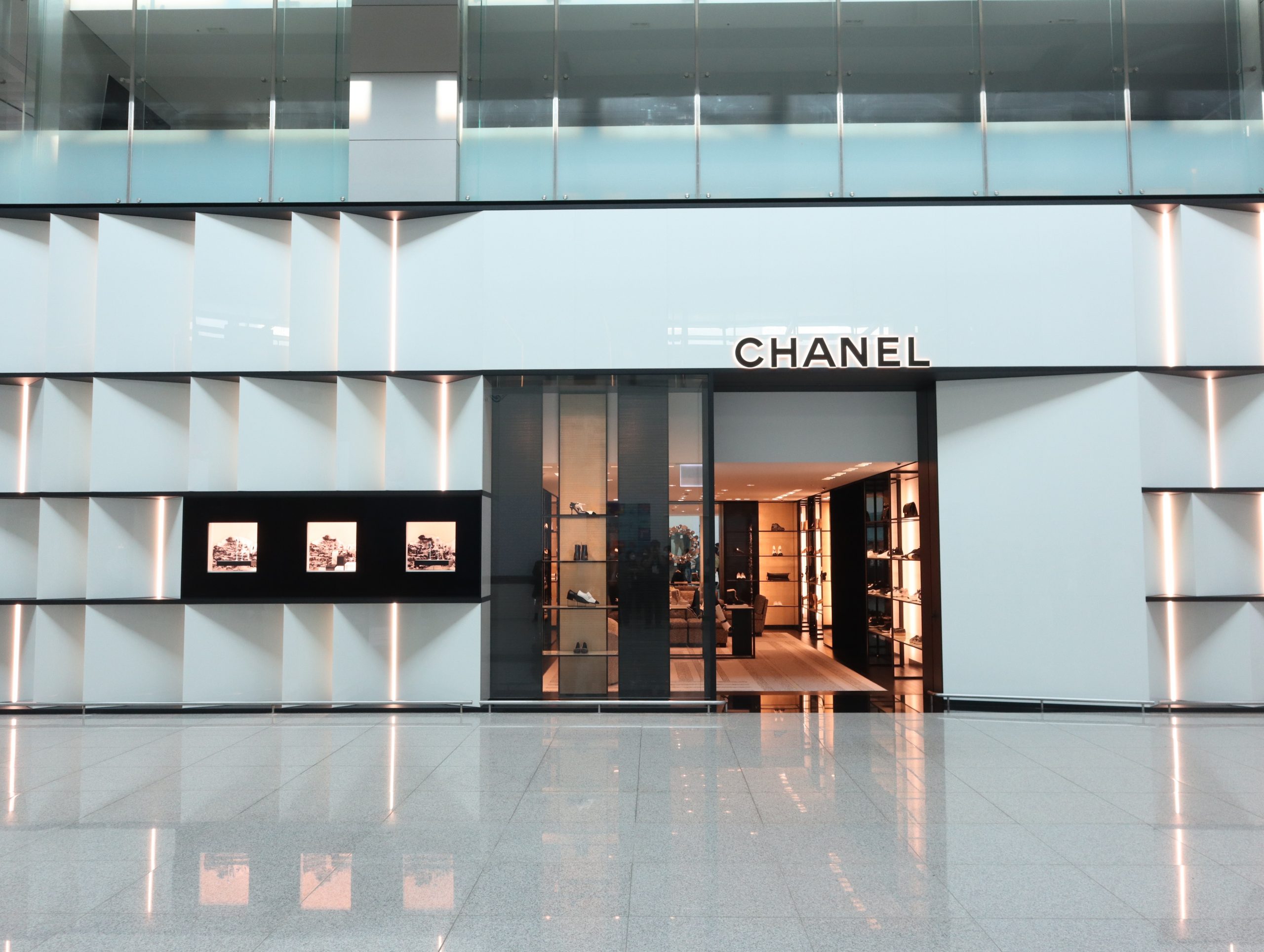 Chanel makes landmark return to Incheon International Airport T1