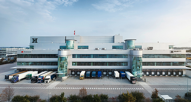 Continuity & Innovation: Gebr Heinemann celebrates 20th anniversary of Hamburg-Allermöhe logistics centre - Vimarsana News