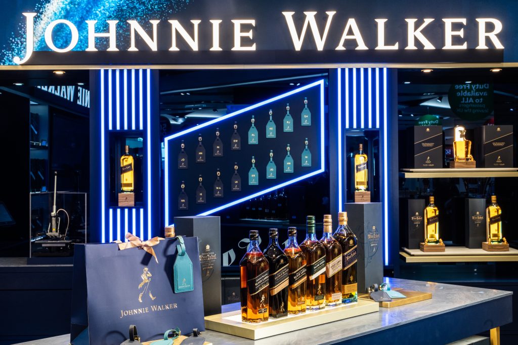 Diageo Global Travel removes secondary Johnnie Walker packaging