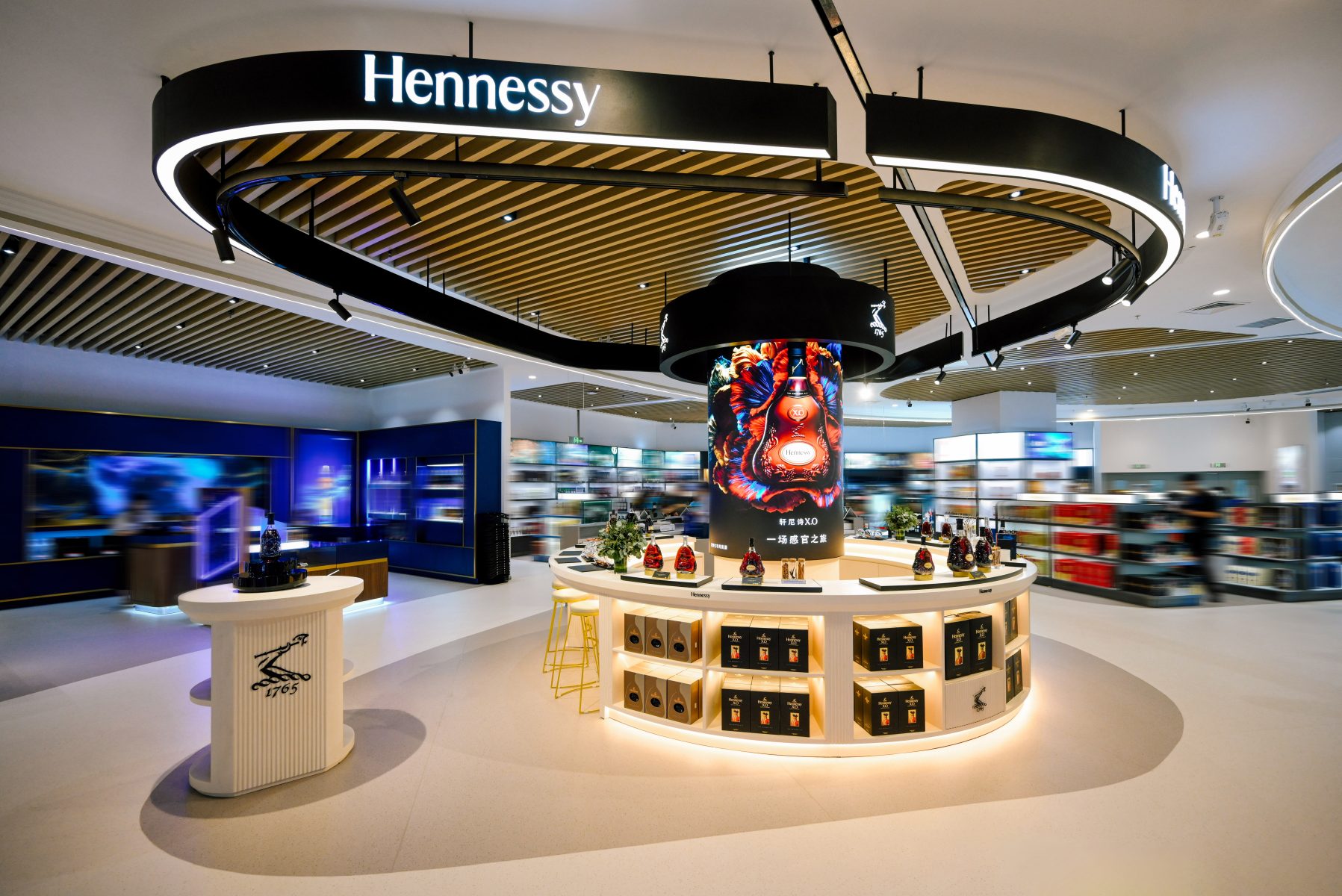 Moët Hennessy Travel Retail opens first shop-in-shop in Zhuhai