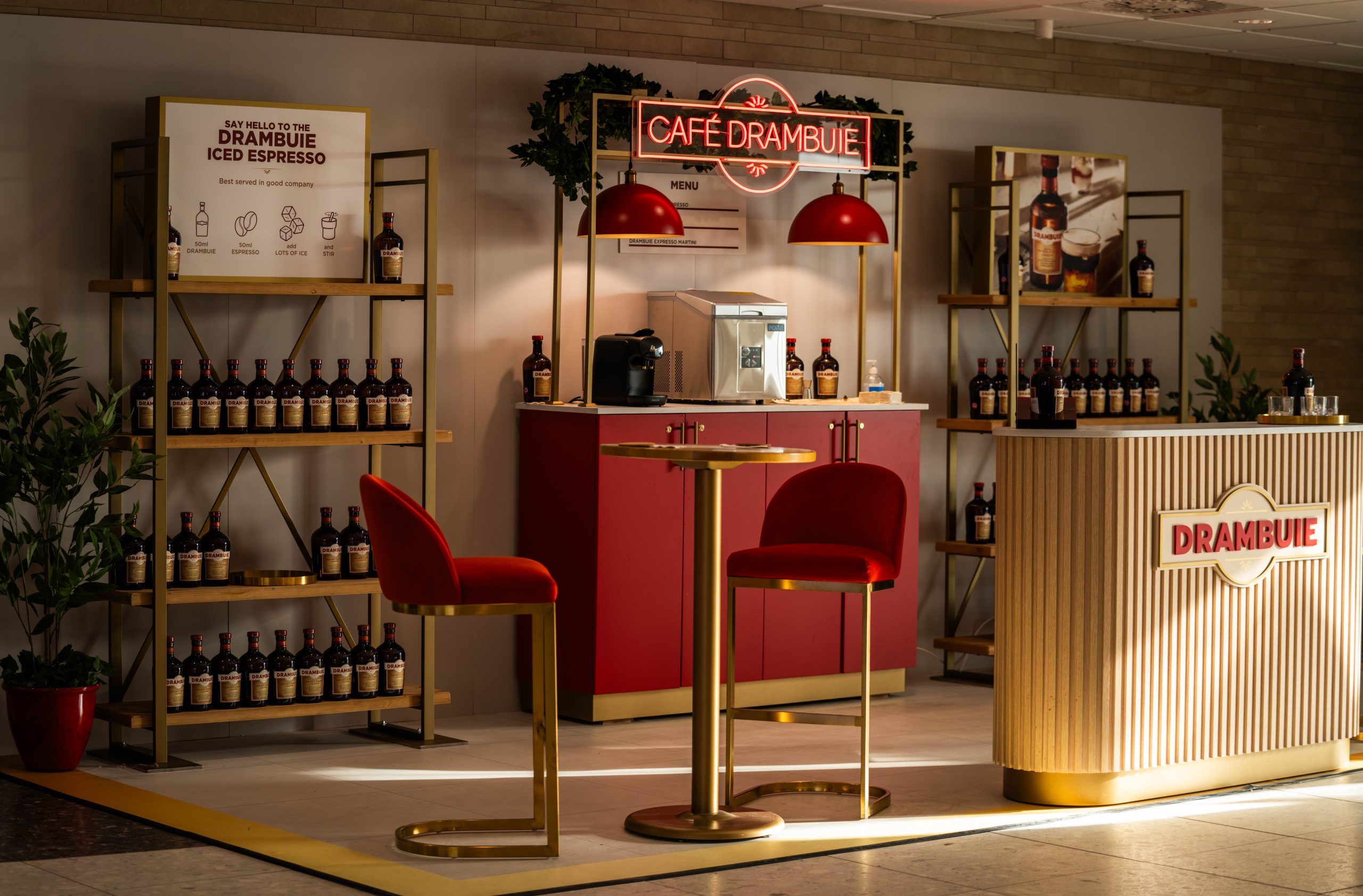 Café Drambuie activation lands at Edinburgh Airport - Vimarsana News