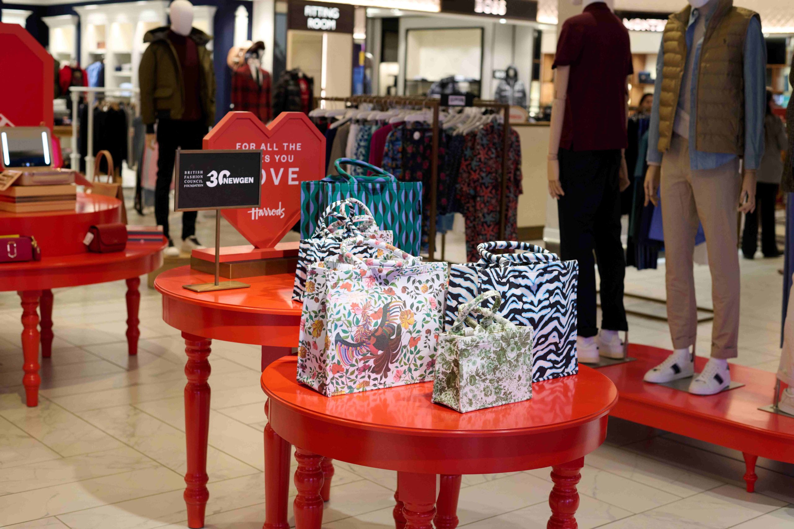 Heathrow and British Fashion Council partner to celebrate BFC Newgen anniversary - Vimarsana News