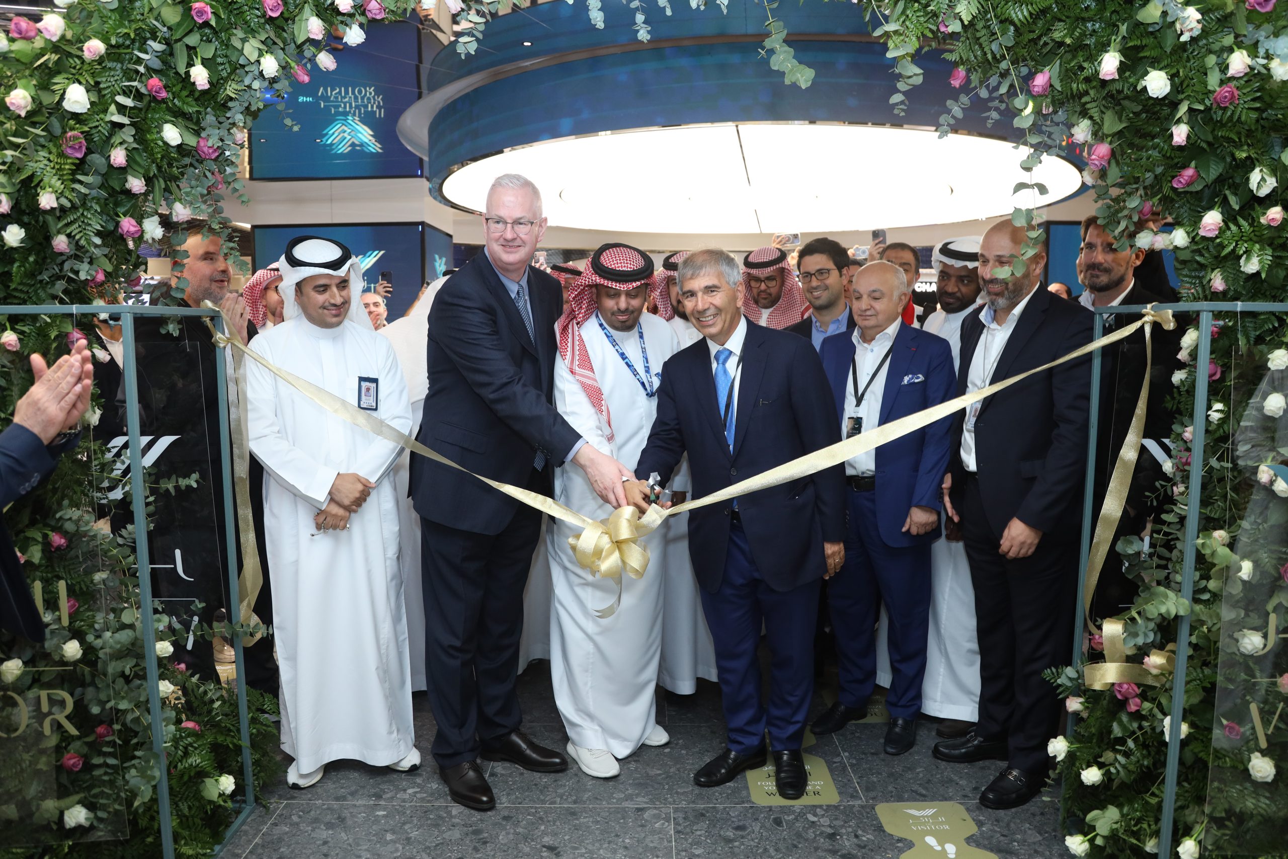 Chalhoub Group launches first travel retail flagship The Visitor at King Abdulaziz Airport - Vimarsana News