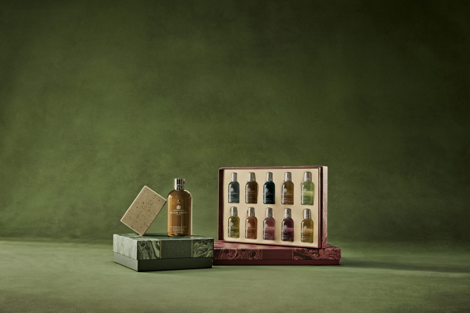 XMAS_PRODUCT_ASSET_48_HERO_002