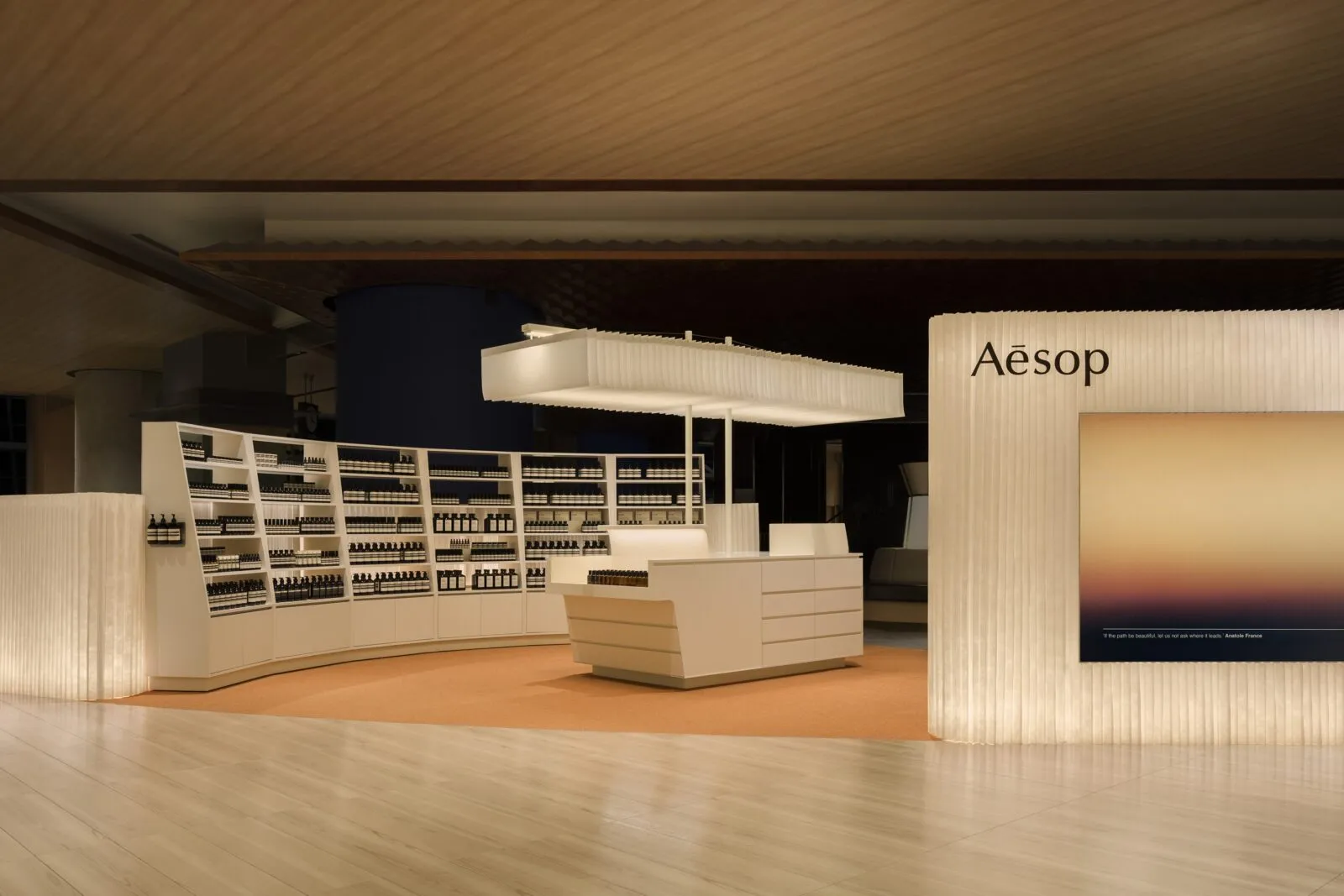 Aesop ページ 01-store-lr-1600x1067.webp