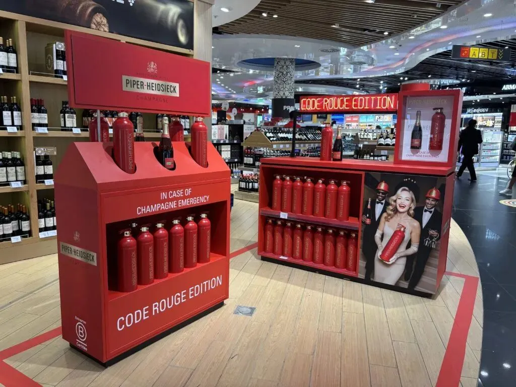 完売品 HEIHEI リボンローズブローチ RED 完売品 HEIHEI リボンローズ