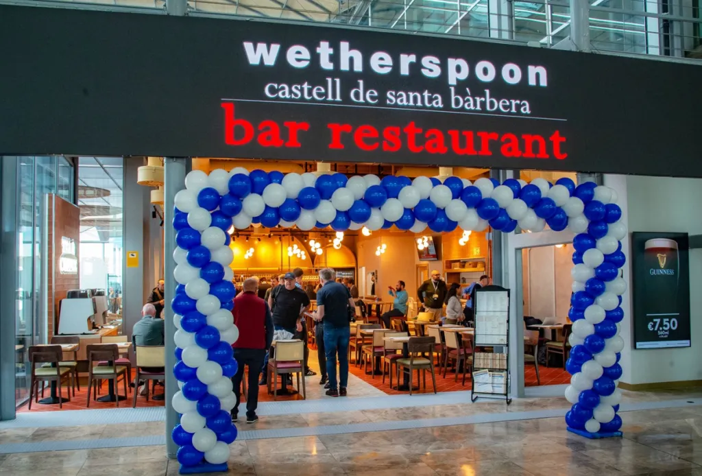 Lagardère Travel Retail opens JD Wetherspoon pub at Alicante Airport