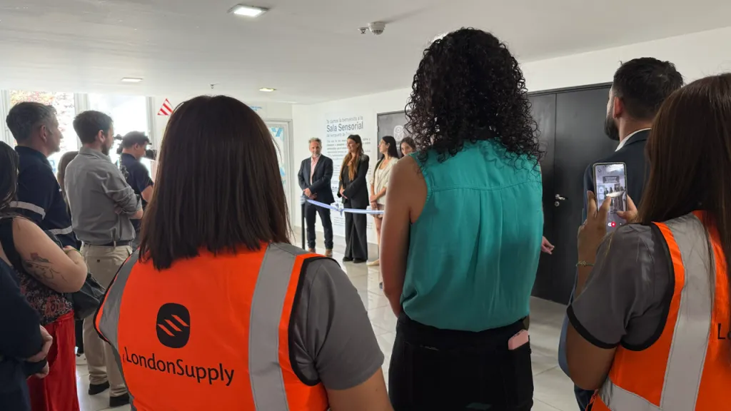 London Supply Group opens sensory room at Almirante Marcos A. Zar airport