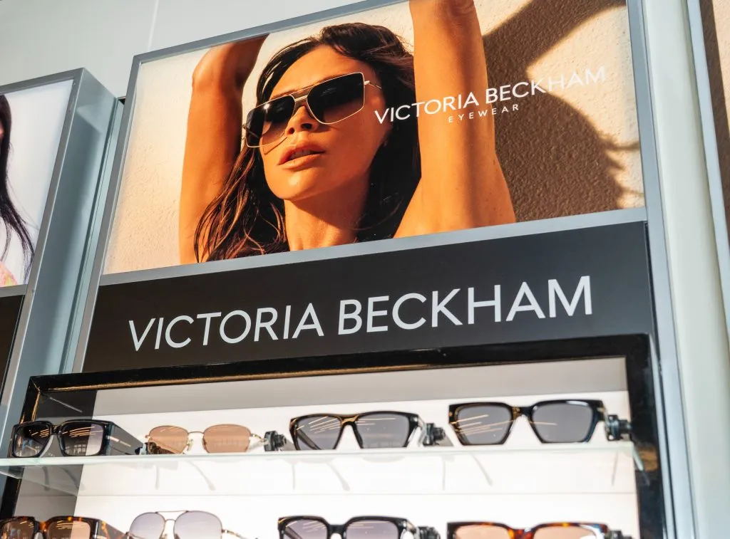 ARI secures global travel retail debut of Victoria Beckham Eyewear at Dublin Airport